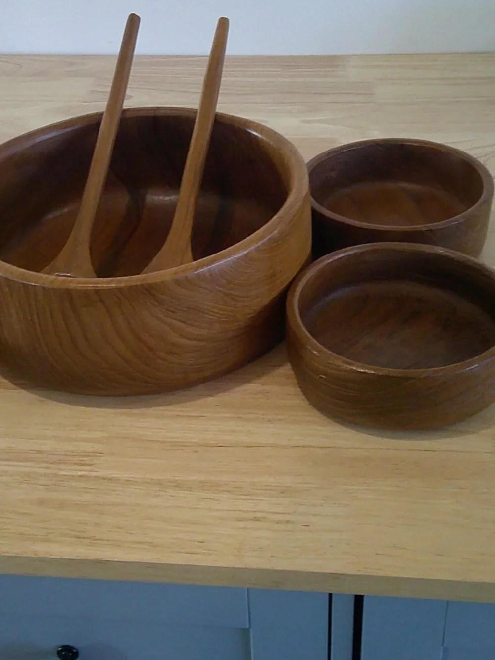 Vintage Teak Wood salad bowl set. (MCM) styling